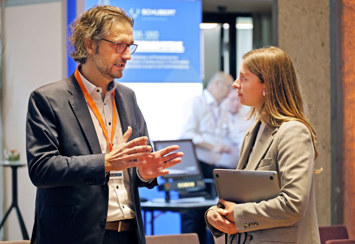 Carina Stöttner auf einem Industrie Summit